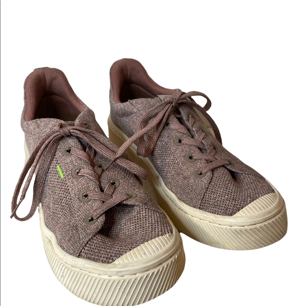 CARIUMA stone blush knit sneakers size Mens 9 womens 10.5
